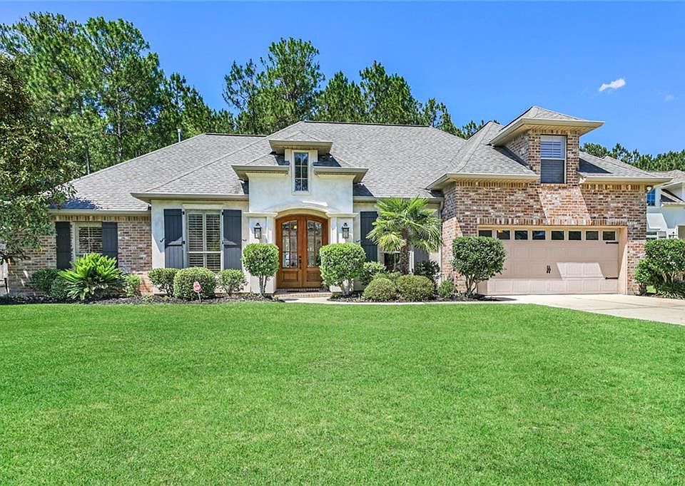 1st image of 109 Grande Maison Blvd