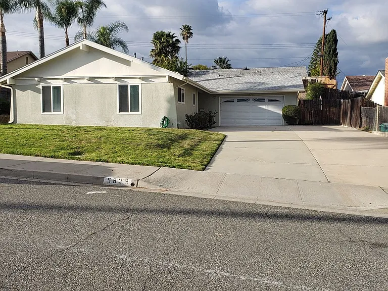 5939 Petite Ct — Photo 6