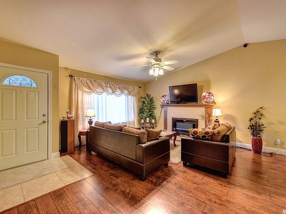 4th image of 7539 Saint Story Ct