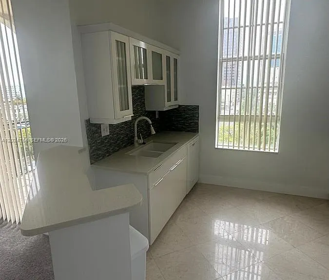 520 SE 5th Ave #1710 — Photo 3