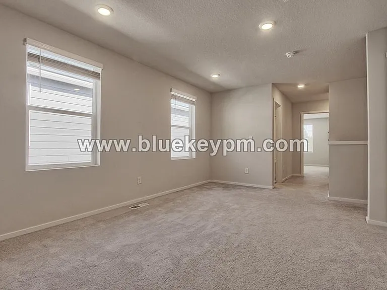 5808 NE 80th Ct — Photo 8