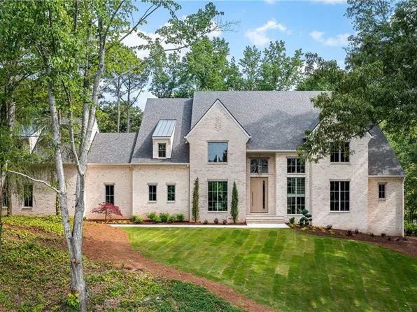 921 Heards Ferry Rd, Sandy Springs, GA 30328