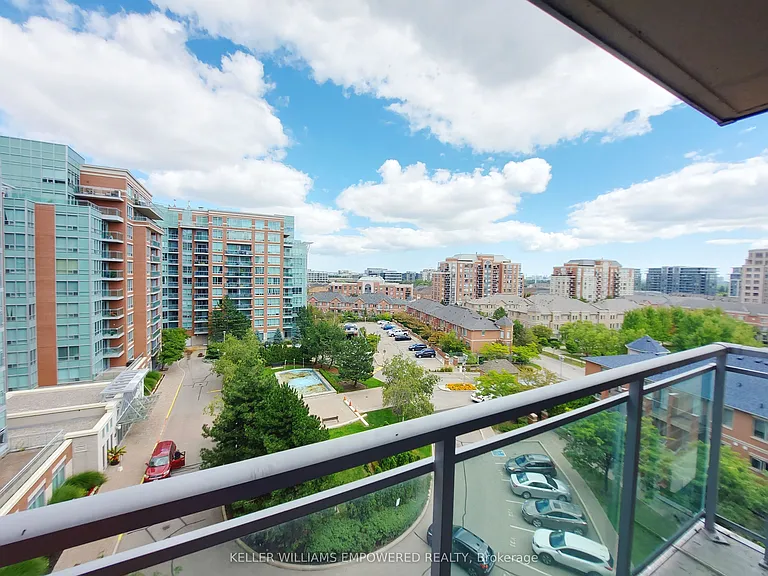 48 Suncrest Blvd #803 — Photo 1