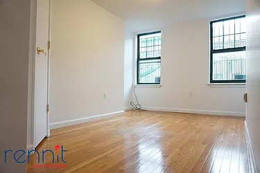 Rented by Rennit Inc.