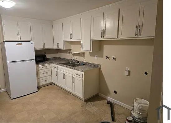 9716 Mountain Blvd #3 — Photo 6