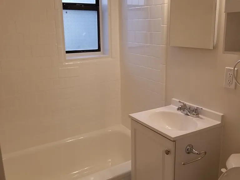 1215 N Quinn Street — Photo 12