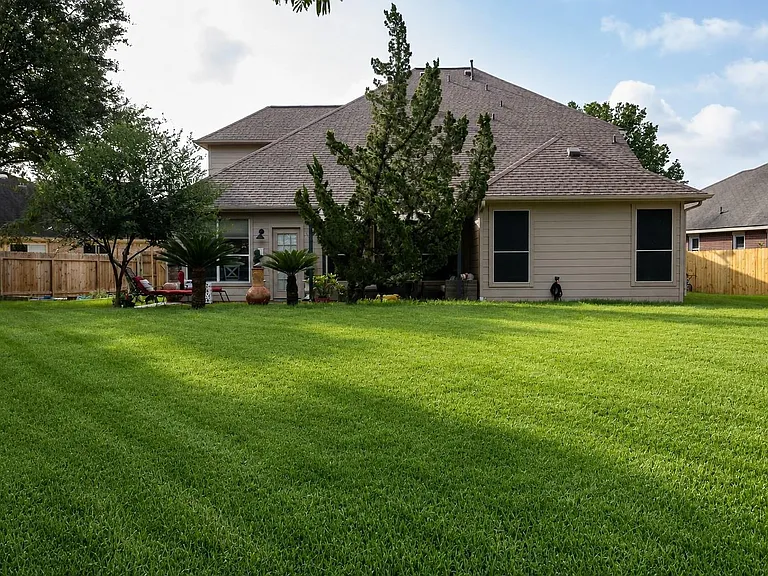 8531 Regalbrook Dr — Photo 25