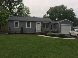 16 Simmons St, Saugerties, NY 12477