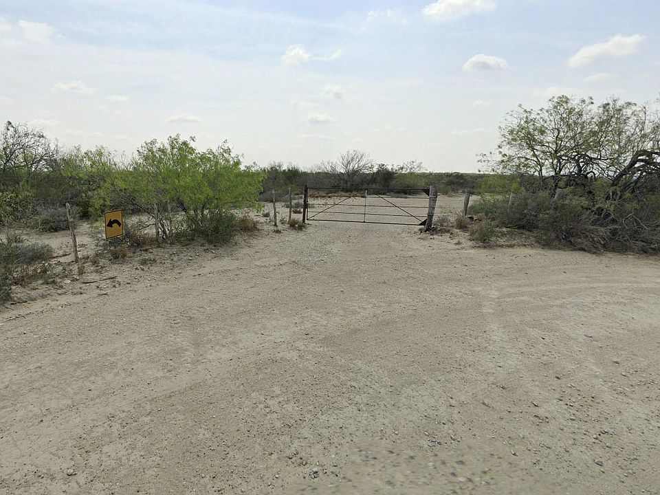 1st image of 5 Flock Ln