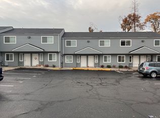 204 Cheryl Ln #I, Phoenix, OR 97535