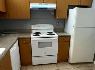 3470 Foxcroft Rd APT 108, Hollywood, FL 33025