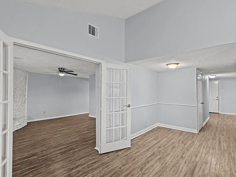 228 Orange St — Photo 4