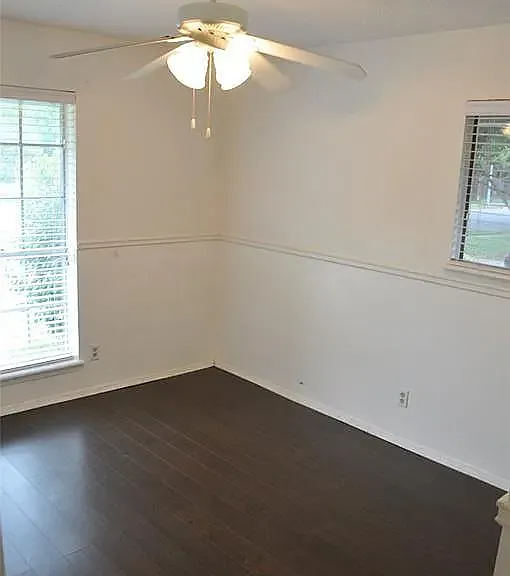 5602 Berry Hill Dr — Photo 7