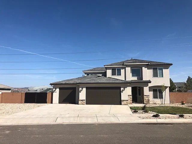 68 W Chesterfield Dr