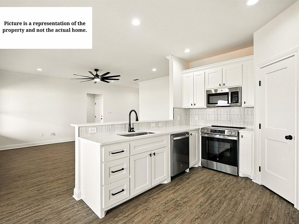 1st image of 7643 Hudson Way