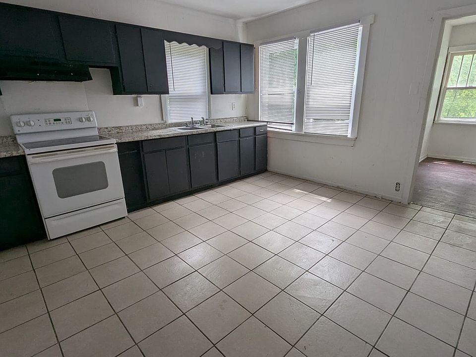 1st image of 7056 Idlewild Ave #1