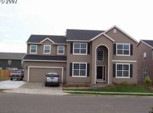 2086 N Laurelwood St, Canby, OR 97013