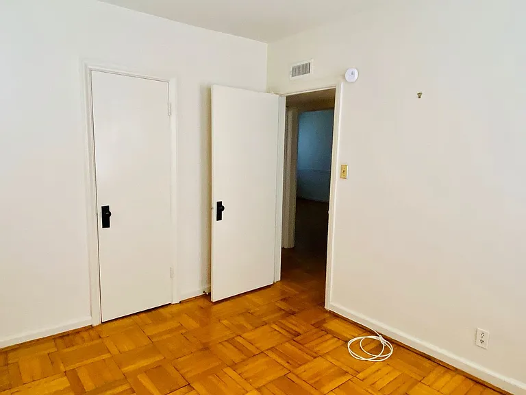 2609 Park Avenue — Photo 18
