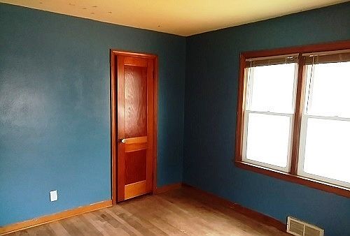 5th image of 2218 Van Wie Ave