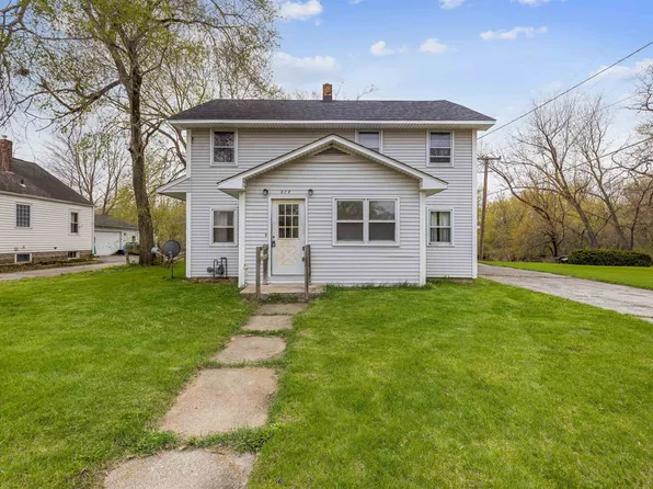 218 Walnut St, Cherry Valley, IL 61016