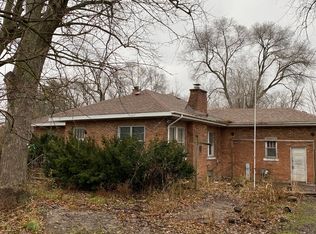 391 E Glenwood Dyer Rd, Glenwood, IL 60425