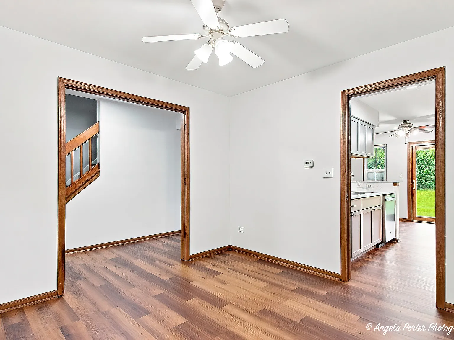 3 bed, 1.5 bath, 1297 sqft, $2,600 — Photo 3
