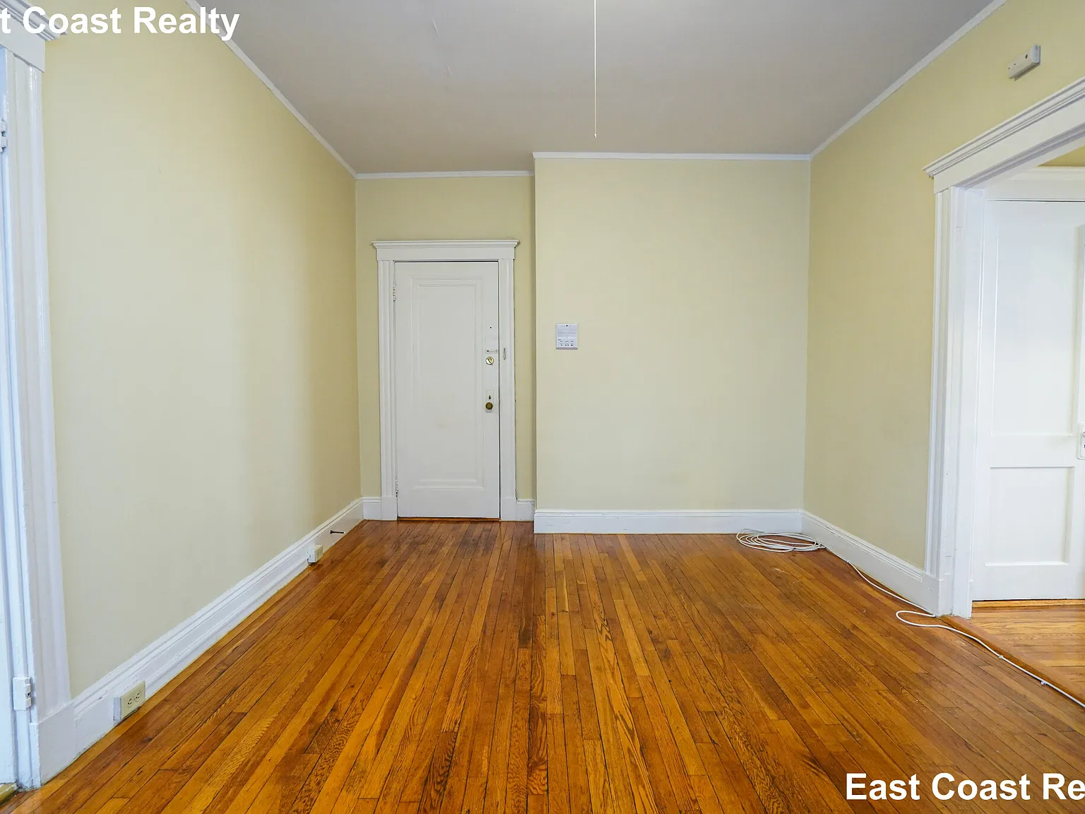 Studio, 650 sqft, $2,295 — Photo 3