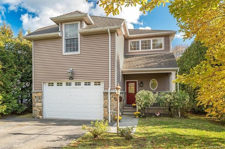 1st image of 72 Coralyn Ave