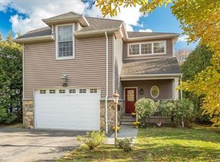72 Coralyn Ave, White Plains, NY 10605