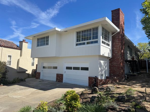 330 Poplar Ave