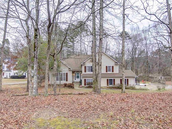 2nd image of 15 Sweetwater Ct