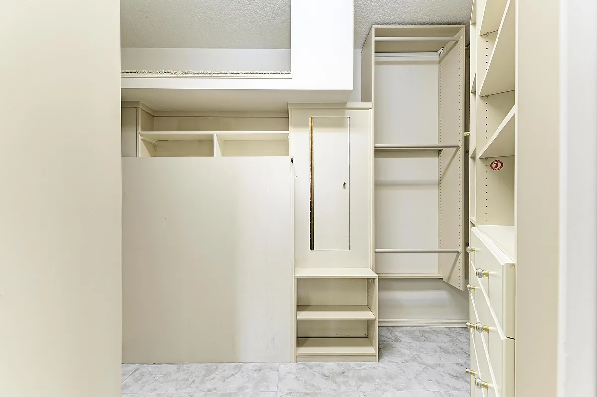 Building Photo - 4540 Kipling Cir