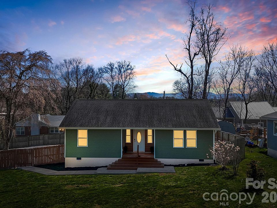 1st image of 1844 Willow Rd