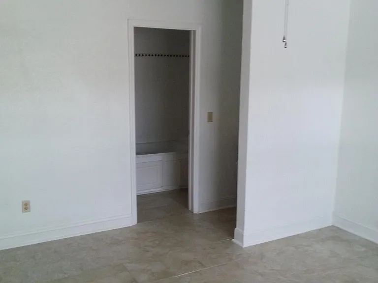 1ST FLOOR MASTER WITH FULL BATH INSIDE ROOM
