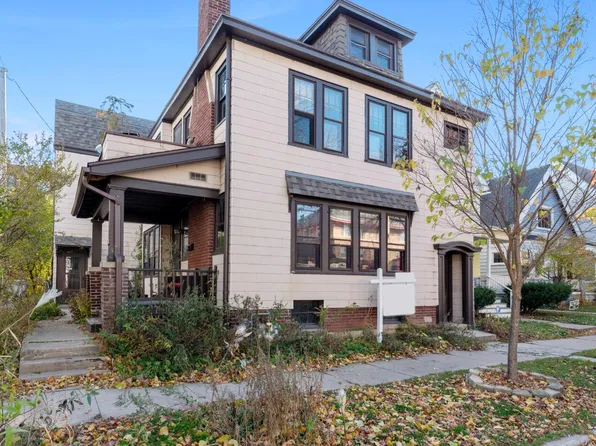 1917 East Belleview PLACE #1923, Milwaukee, WI 53211