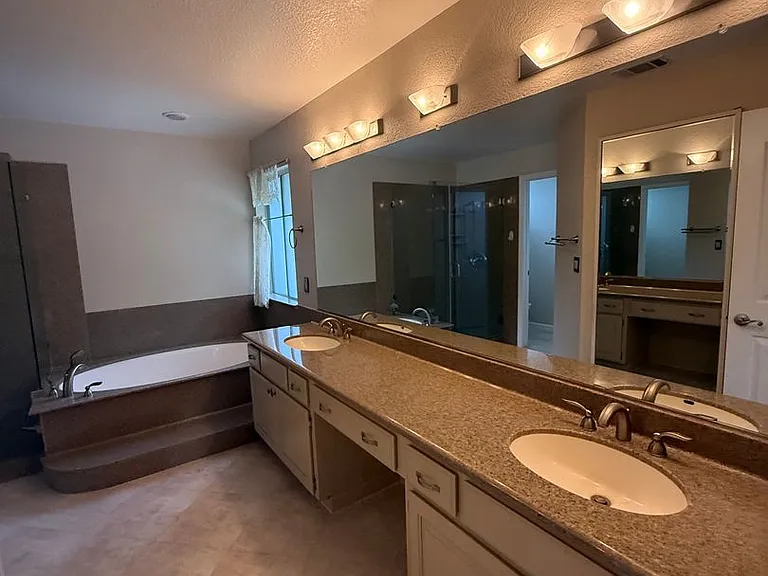2853 Saint Andrews Rd — Photo 13