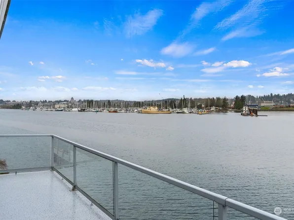 1801 East Bay Drive NE #E, Olympia, WA 98506