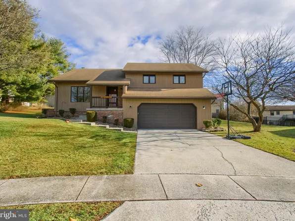 231 Westford Cir, Harrisburg, PA 17112