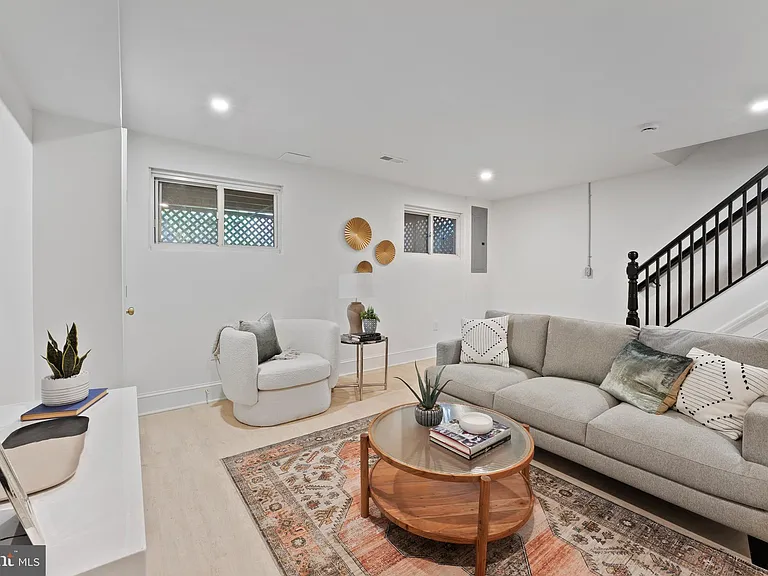 1317 Rittenhouse St NW — Photo 10