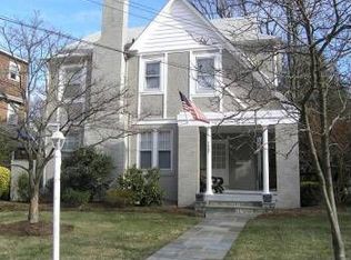 7007 Florida St, Chevy Chase, MD 20815