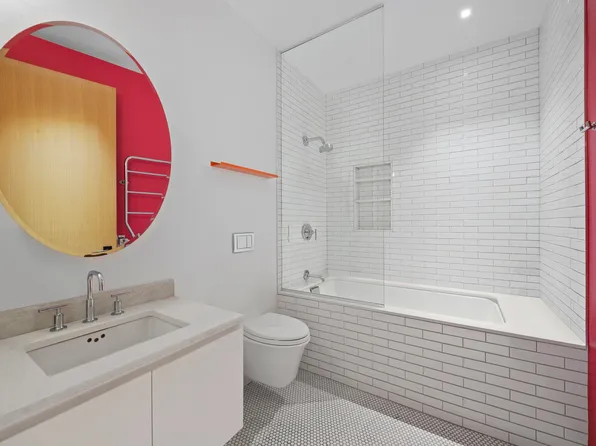 161 Hudson Street image 14 of 21