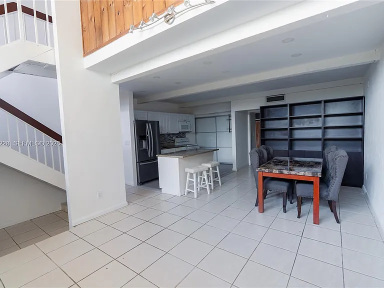 19200 NE 25th Ave #322C — Photo 3