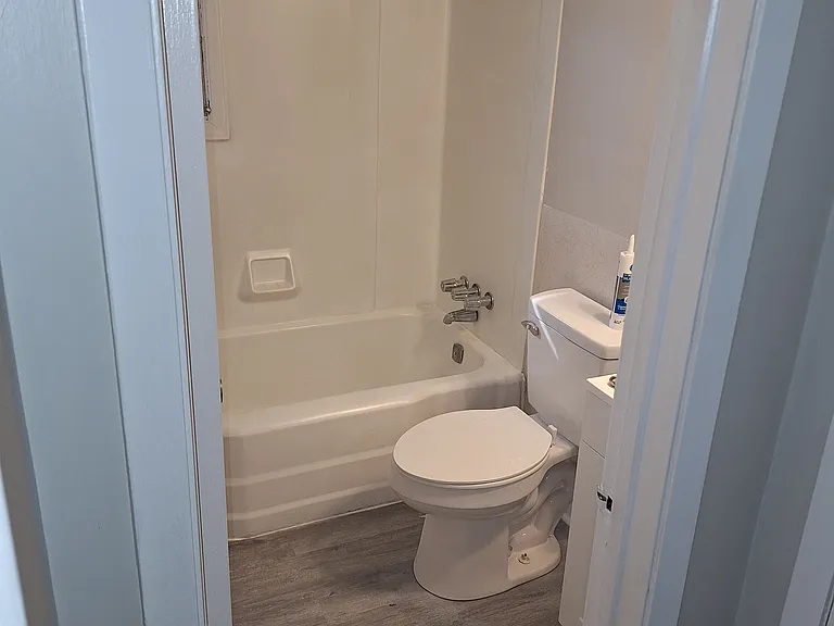 1916 Manteo Ct — Photo 19