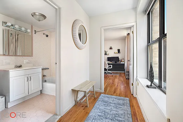 Rented by CORE | media 16