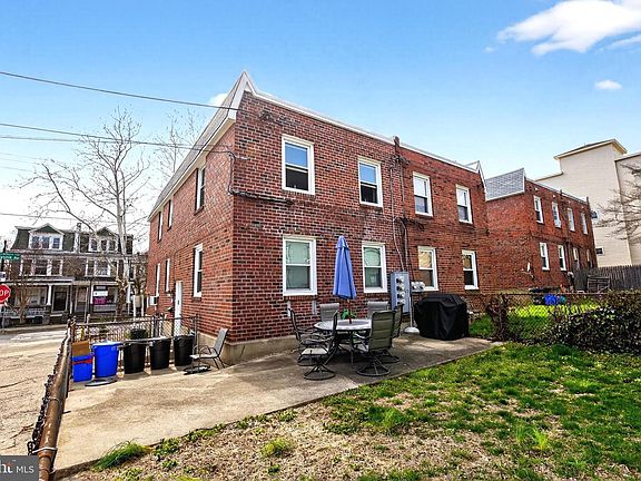 4th image of 4401 Manayunk Ave