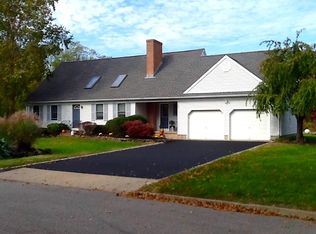 92 Vista Ct, S Jamesport, NY