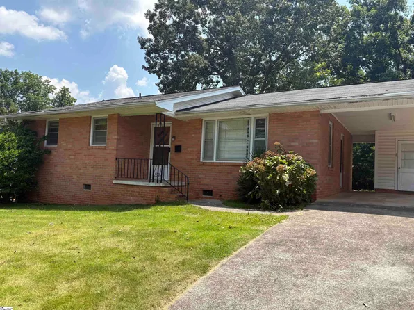 107 Kingswood Dr, Greenville, SC 29611