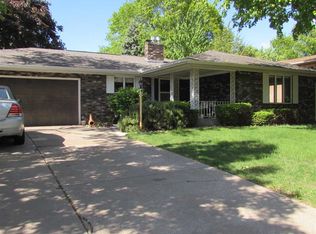 2514 E Lombard St, Davenport, IA 52803