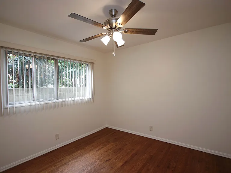 207 S 3rd Ave #3 — Photo 10