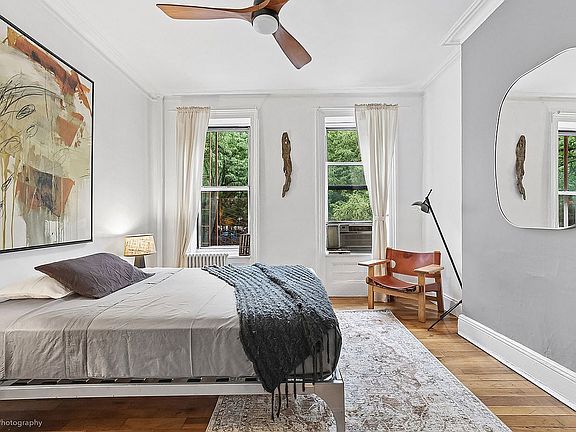 3rd image of 244 E 90th St APT 2A